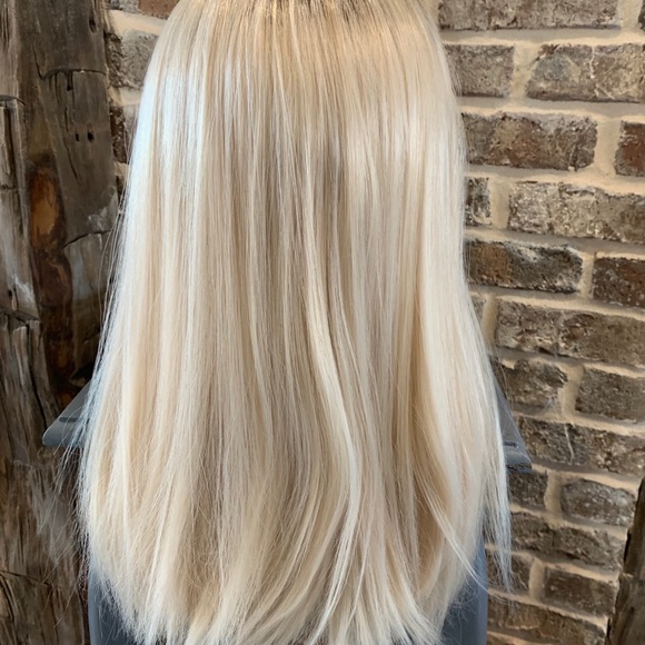 New Silk Medium Length Blonde Wig #122 - Picture 4 of 8